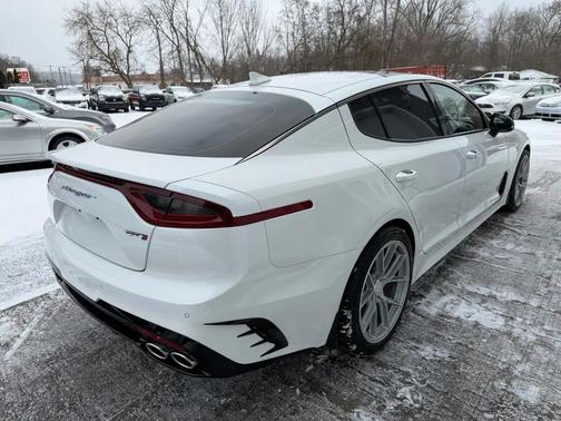 2019 Kia Stinger GT2