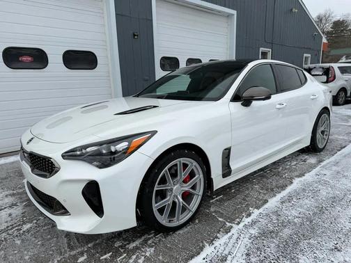 2019 Kia Stinger GT2