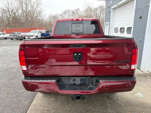 Delmonico Red Pearl 2018 RAM 2500 Big Horn Crew Cab 4x4 6'4' Box