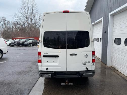 2012 Nissan NV Cargo 3500 S