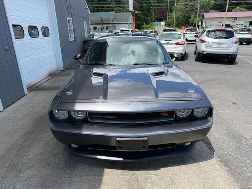 Granite Crystal Metallic 2013 Dodge Challenger R/T