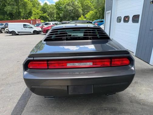 Granite Crystal Metallic 2013 Dodge Challenger R/T