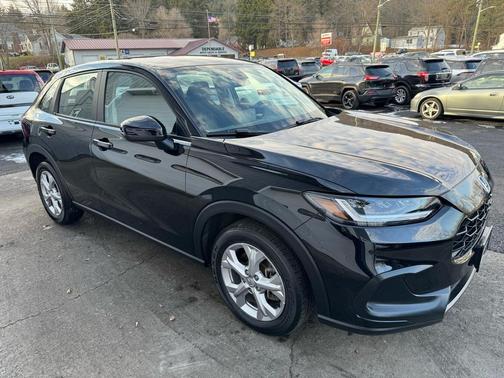 2023 Honda HR-V LX