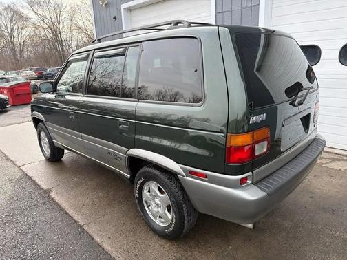 1997 Mazda MPV ES