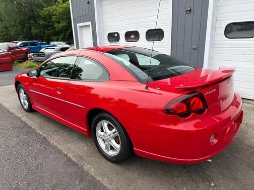 Indy Red 2004 Dodge Stratus SXT
