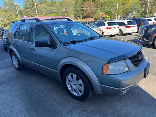 2005 Ford Freestyle SE