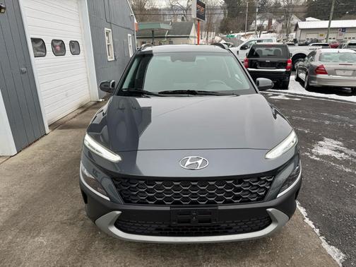 2022 Hyundai KONA SEL