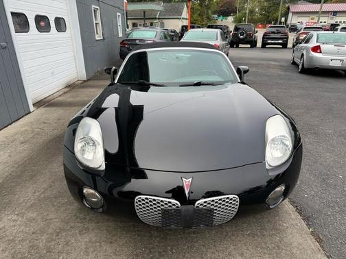 2008 Pontiac Solstice Base