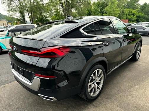 2022 BMW X6 xDrive40i