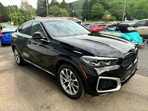 2022 BMW X6 xDrive40i