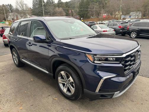 2023 Honda Pilot AWD EX-L 7 Passenger