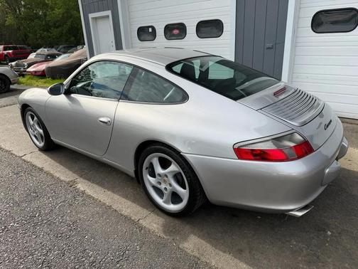 Arctic Silver Metallic 2002 Porsche 911 Carrera