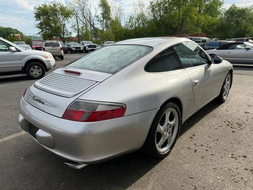 Arctic Silver Metallic 2002 Porsche 911 Carrera