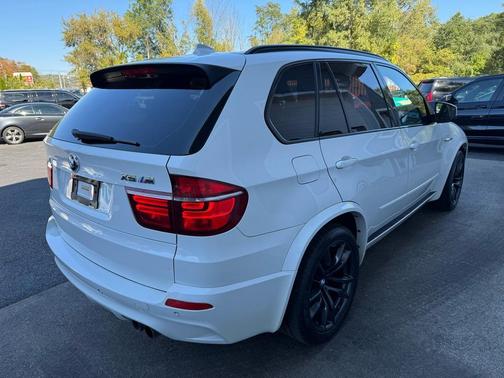 2011 BMW X5 M Base
