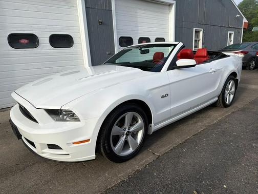 Oxford White 2014 Ford Mustang GT Premium