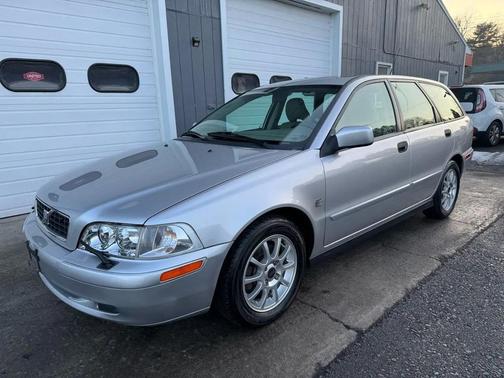 2004 Volvo V40 A