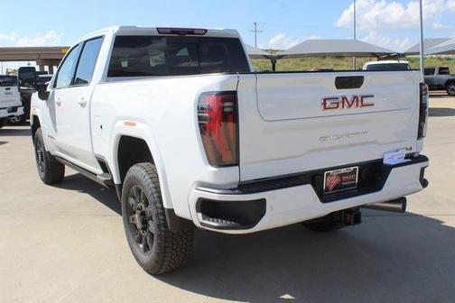 2025 GMC Sierra 2500 AT4