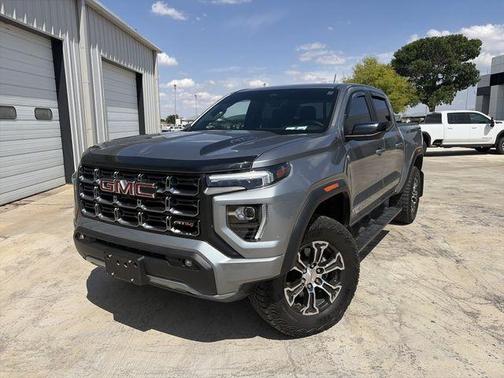 Sterling 2024 GMC Canyon AT4