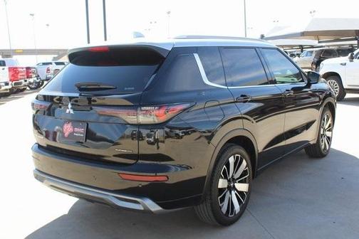 2025 Mitsubishi Outlander SEL