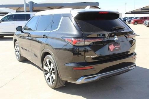 2025 Mitsubishi Outlander SEL