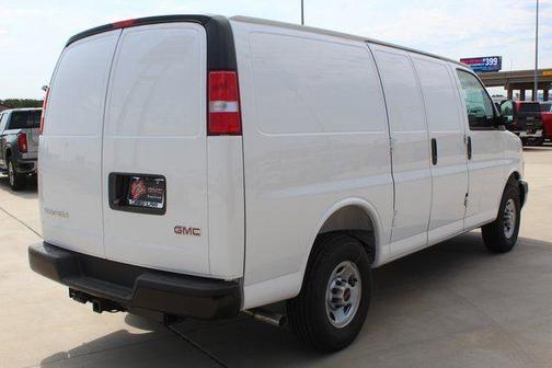 2025 GMC Savana 3500 Work Van