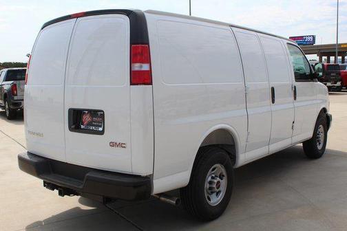 Summit White 2025 GMC Savana 3500 Work Van