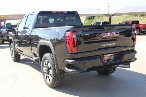 2025 GMC Sierra 2500 Denali