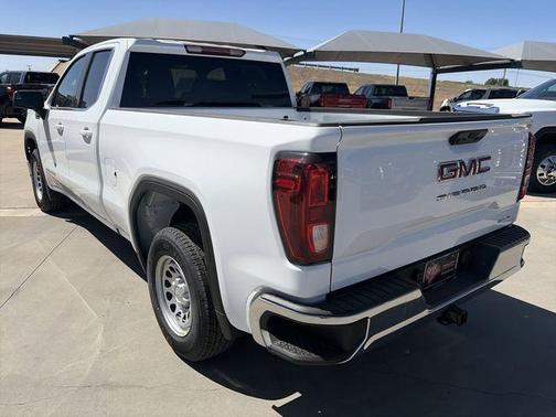 Summit White 2026 GMC Sierra 1500 SLE