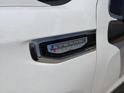 Summit White 2026 GMC Sierra 1500 SLT