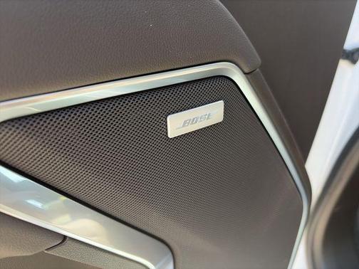 Summit White 2026 GMC Sierra 1500 SLT