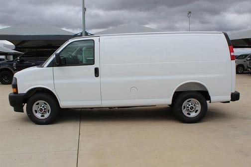 2025 GMC Savana 2500 Work Van