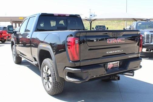 2025 GMC Sierra 2500 Denali