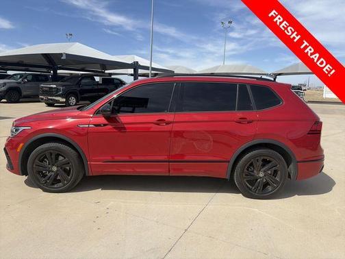 2024 Volkswagen Tiguan 2.0T SE R-Line Black