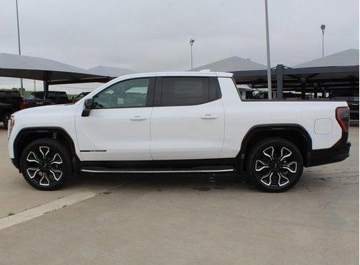 2025 GMC Sierra EV Denali