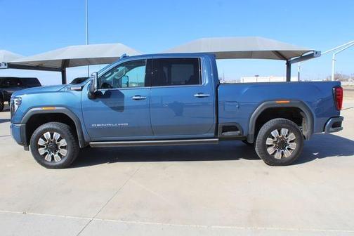 2024 GMC Sierra 2500 Denali