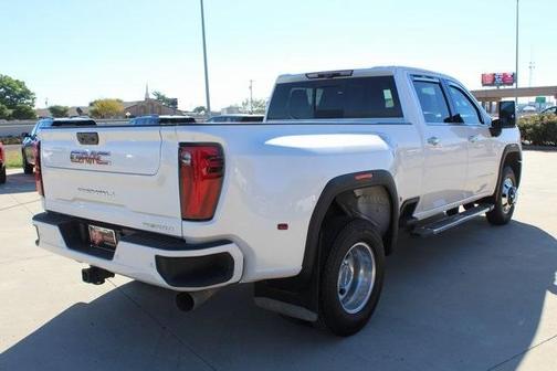 2024 GMC Sierra 3500 Denali