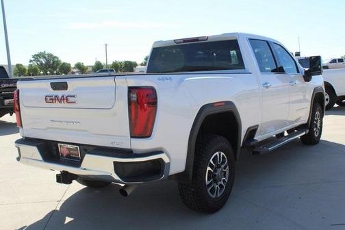2024 GMC Sierra 2500 SLT