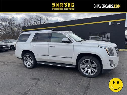 2017 Cadillac Escalade Luxury