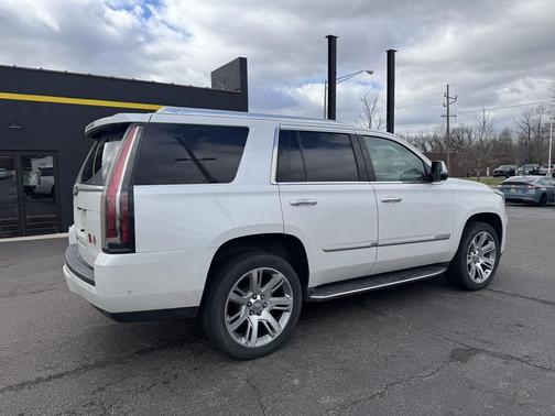 2017 Cadillac Escalade Luxury