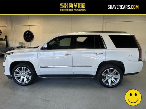 Crystal White Tricoat 2017 Cadillac Escalade Luxury