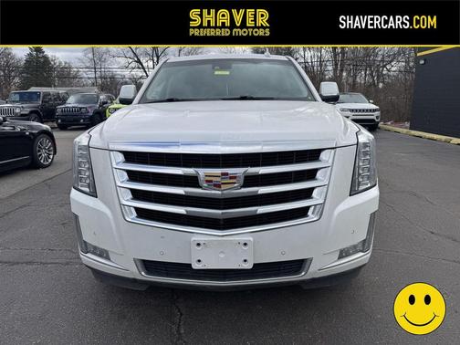 2017 Cadillac Escalade Luxury