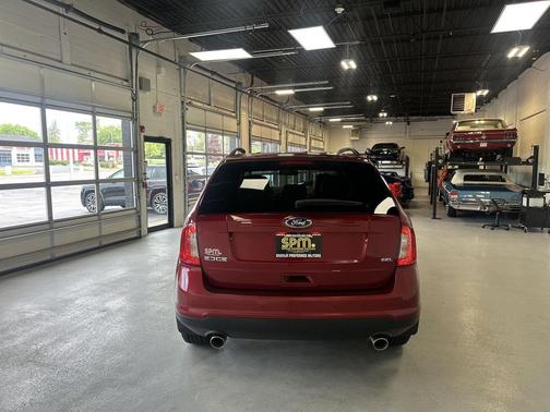 Ruby Red Metallic Tinted Clearcoat 2014 Ford Edge SEL