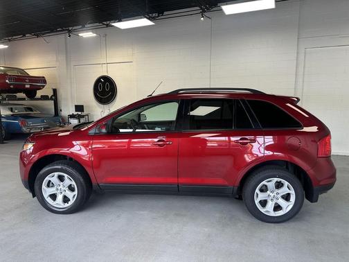 Ruby Red Metallic Tinted Clearcoat 2014 Ford Edge SEL