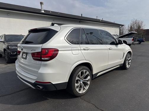 Mineral White Metallic 2016 BMW X5 xDrive35i