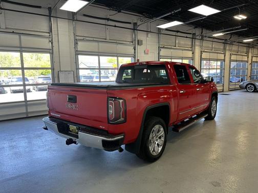 Cardinal Red 2018 GMC Sierra 1500 SLT
