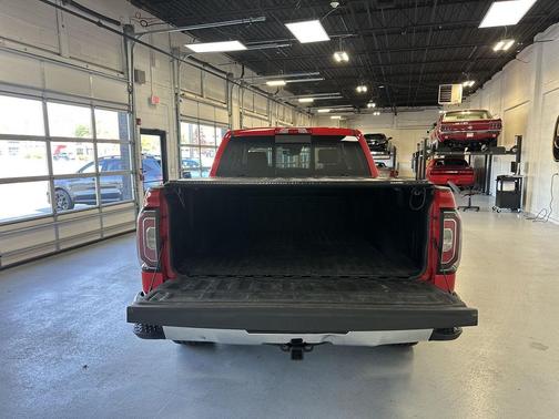 Cardinal Red 2018 GMC Sierra 1500 SLT