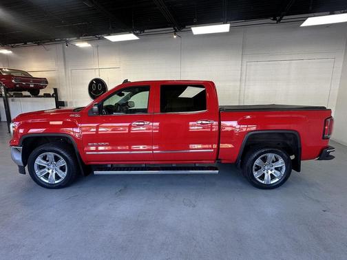 Cardinal Red 2018 GMC Sierra 1500 SLT