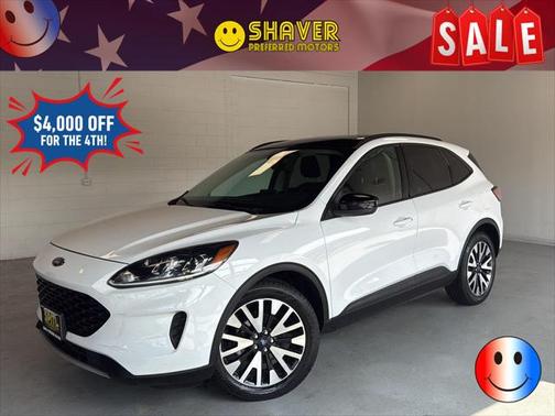 2020 Ford Escape SE