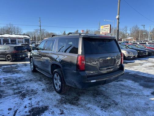2018 Chevrolet Suburban LT