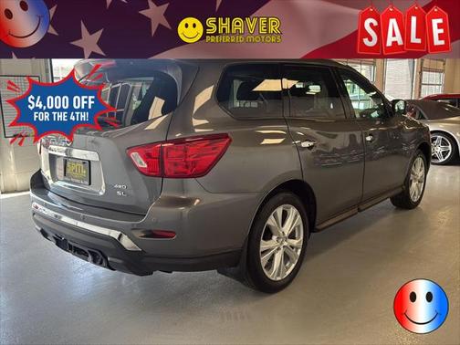 2018 Nissan Pathfinder SL